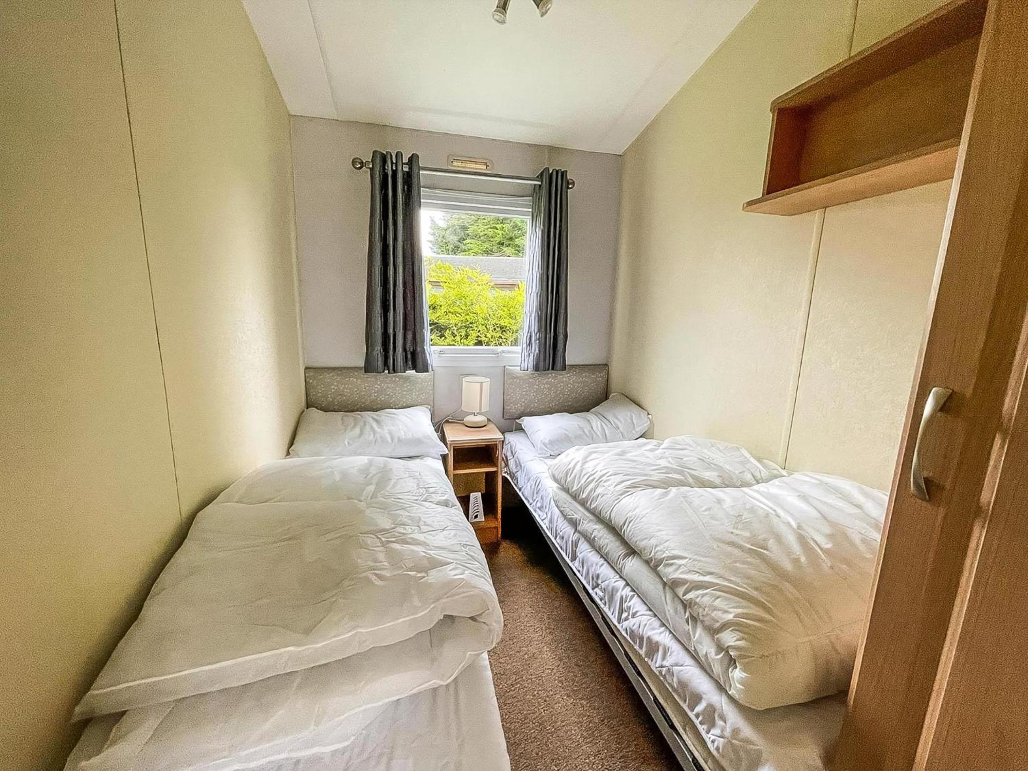 Great Caravan At Breydon Water Holiday Park, Ref 10086B Belton with Browston Εξωτερικό φωτογραφία